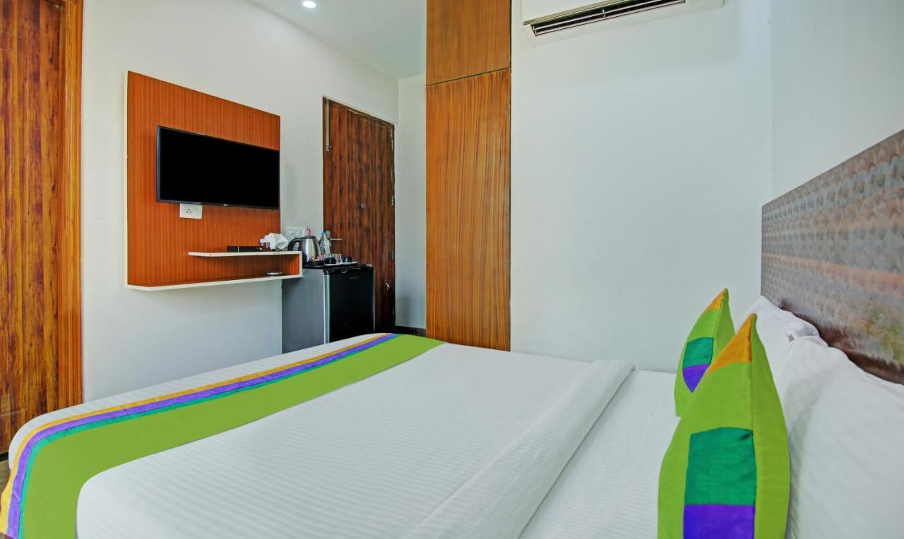 Itsy Hotels Nyra 古尔冈 外观 照片