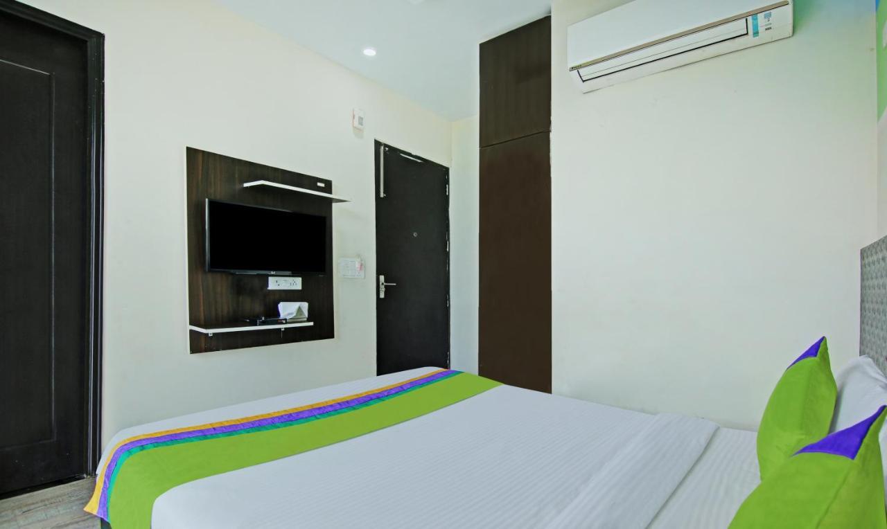 Itsy Hotels Nyra 古尔冈 外观 照片
