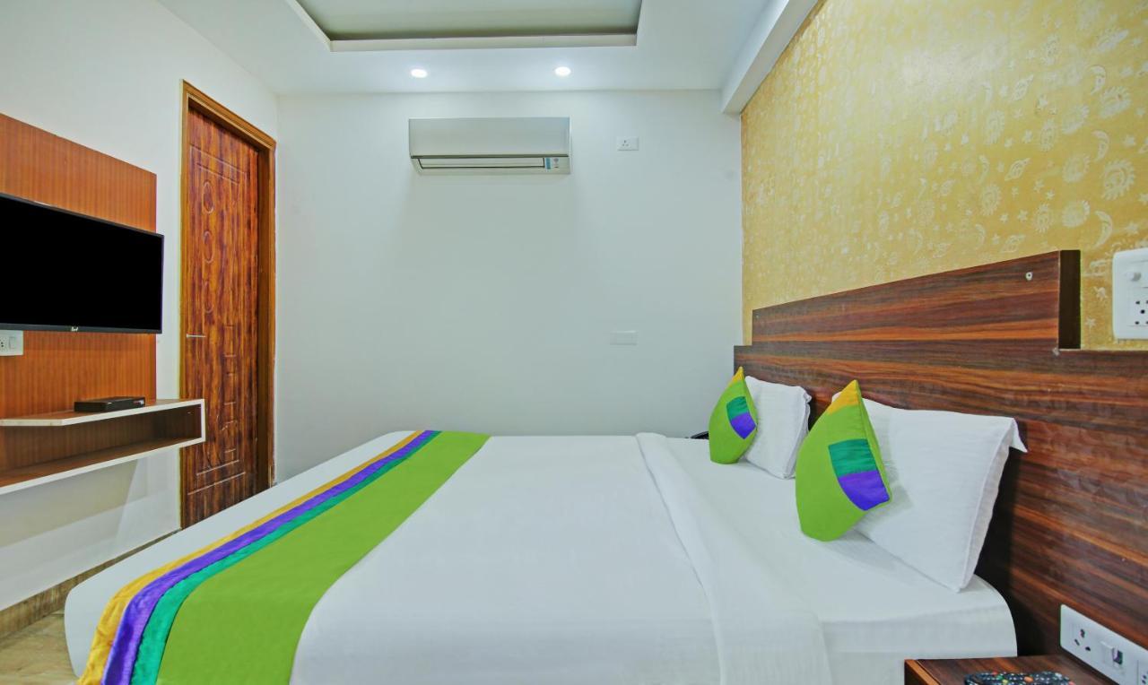 Itsy Hotels Nyra 古尔冈 外观 照片