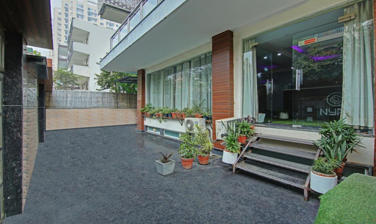 Itsy Hotels Nyra 古尔冈 外观 照片